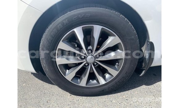 Buy Import Kia Carnival White Car in Import - Dubai in Conakry Buy Import Kia Carnival White Car in Import - Dubai in Conakry