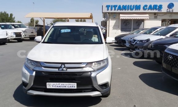 Medium with watermark mitsubishi outlander conakry import dubai 5169