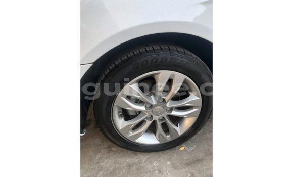 Buy Import Geely Emgrand 7 White Car in Import - Dubai in Conakry Buy Import Geely Emgrand 7 White Car in Import - Dubai in Conakry