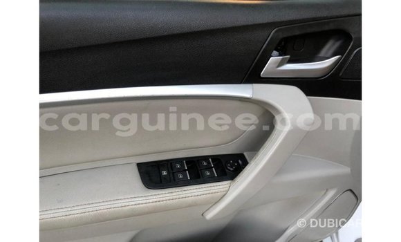 Buy Import Geely Emgrand 7 White Car in Import - Dubai in Conakry Buy Import Geely Emgrand 7 White Car in Import - Dubai in Conakry