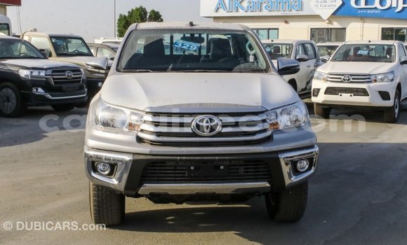 Acheter Import Voiture Toyota Hilux Autre à Import - Dubai, Conakry Acheter Import Voiture Toyota Hilux Autre à Import - Dubai, Conakry