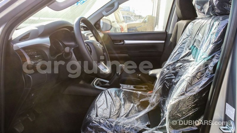 Big with watermark toyota hilux conakry import dubai 5191