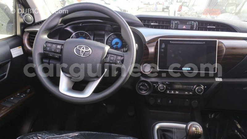 Big with watermark toyota hilux conakry import dubai 5191