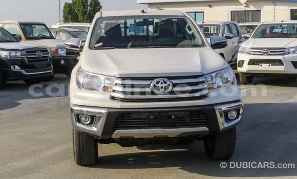 Buy Import Toyota Hilux White Car in Import - Dubai in Conakry Buy Import Toyota Hilux White Car in Import - Dubai in Conakry
