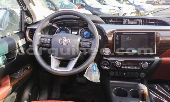 Buy Import Toyota Hilux White Car in Import - Dubai in Conakry Buy Import Toyota Hilux White Car in Import - Dubai in Conakry