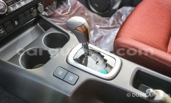 Buy Import Toyota Hilux White Car in Import - Dubai in Conakry Buy Import Toyota Hilux White Car in Import - Dubai in Conakry