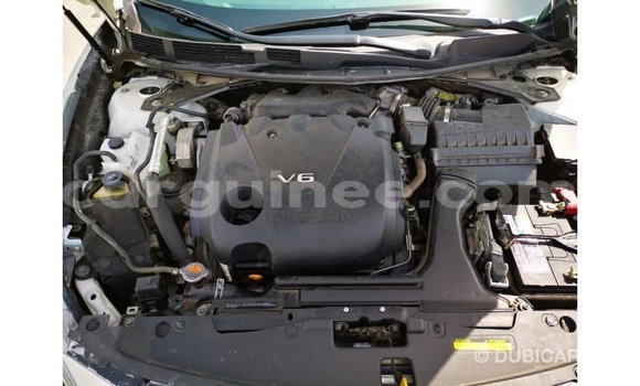 Buy Import Nissan Maxima White Car in Import - Dubai in Conakry Buy Import Nissan Maxima White Car in Import - Dubai in Conakry