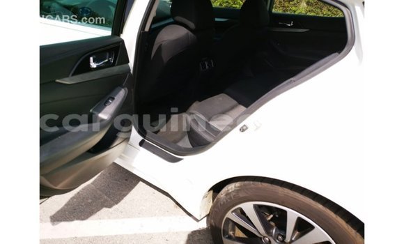 Buy Import Nissan Maxima White Car in Import - Dubai in Conakry Buy Import Nissan Maxima White Car in Import - Dubai in Conakry