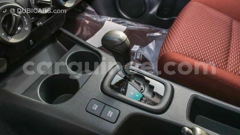 Big with watermark toyota hilux conakry import dubai 5198