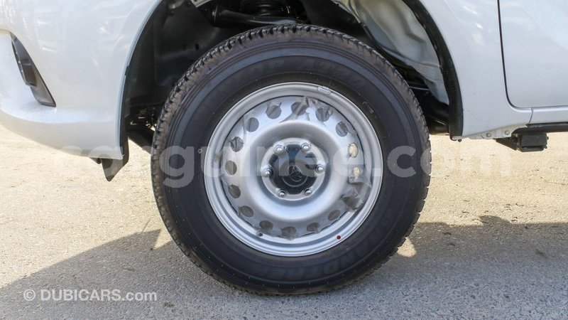Big with watermark toyota hilux conakry import dubai 5198