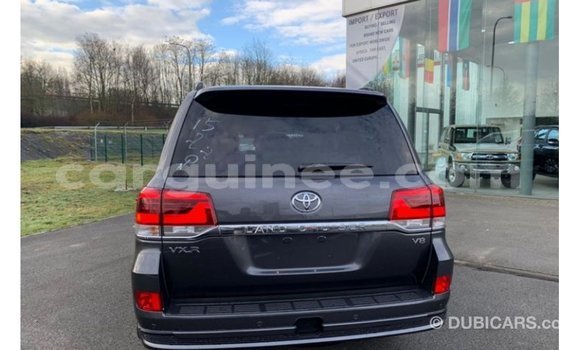 Buy Import Toyota Land Cruiser Other Car in Import - Dubai in Conakry Buy Import Toyota Land Cruiser Other Car in Import - Dubai in Conakry