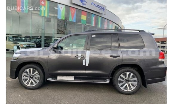 Buy Import Toyota Land Cruiser Other Car in Import - Dubai in Conakry Buy Import Toyota Land Cruiser Other Car in Import - Dubai in Conakry