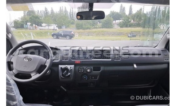 Buy Import Toyota Hiace White Car in Import - Dubai in Conakry Buy Import Toyota Hiace White Car in Import - Dubai in Conakry
