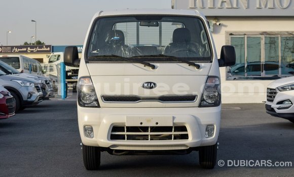 Buy Import Kia Carens White Car in Import - Dubai in Conakry Buy Import Kia Carens White Car in Import - Dubai in Conakry