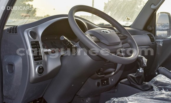 Buy Import Kia Carens White Car in Import - Dubai in Conakry Buy Import Kia Carens White Car in Import - Dubai in Conakry