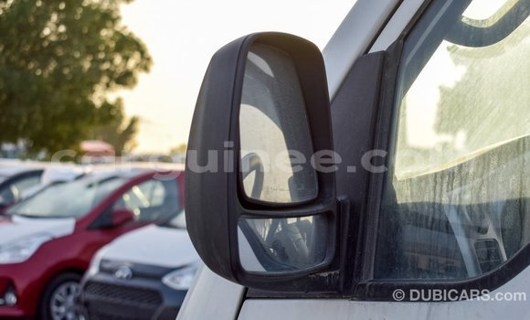 Buy Import Kia Carens White Car in Import - Dubai in Conakry Buy Import Kia Carens White Car in Import - Dubai in Conakry