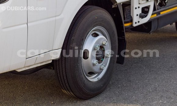 Buy Import Kia Carens White Car in Import - Dubai in Conakry Buy Import Kia Carens White Car in Import - Dubai in Conakry