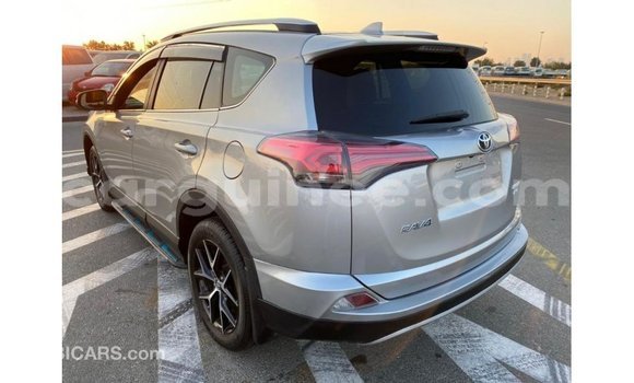 Acheter Import Voiture Toyota 4Runner Autre à Import - Dubai, Conakry Acheter Import Voiture Toyota 4Runner Autre à Import - Dubai, Conakry