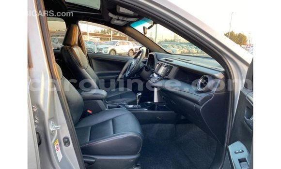 Acheter Import Voiture Toyota 4Runner Autre à Import - Dubai, Conakry Acheter Import Voiture Toyota 4Runner Autre à Import - Dubai, Conakry