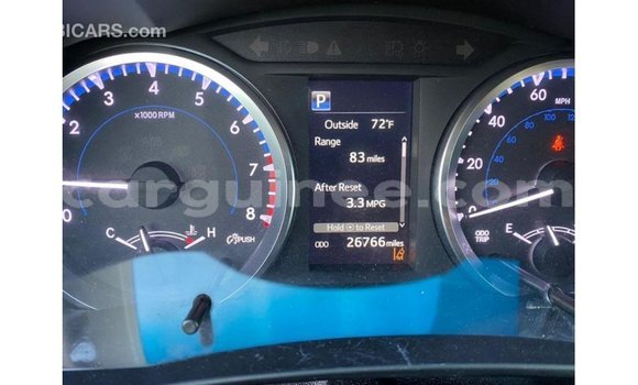 Acheter Import Voiture Toyota Highlander Blanc à Import - Dubai, Conakry Acheter Import Voiture Toyota Highlander Blanc à Import - Dubai, Conakry