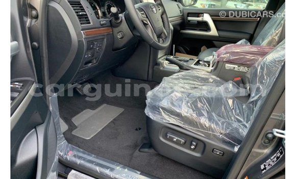 Buy Import Toyota Land Cruiser Black Car in Import - Dubai in Conakry Buy Import Toyota Land Cruiser Black Car in Import - Dubai in Conakry