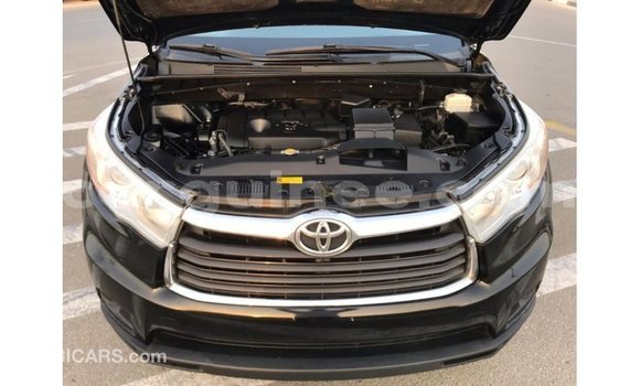 Acheter Import Voiture Toyota Highlander Noir à Import - Dubai, Conakry Acheter Import Voiture Toyota Highlander Noir à Import - Dubai, Conakry