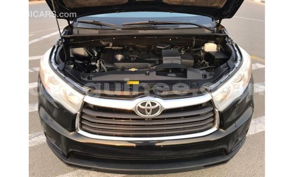 Acheter Import Voiture Toyota Highlander Noir à Import - Dubai, Conakry Acheter Import Voiture Toyota Highlander Noir à Import - Dubai, Conakry
