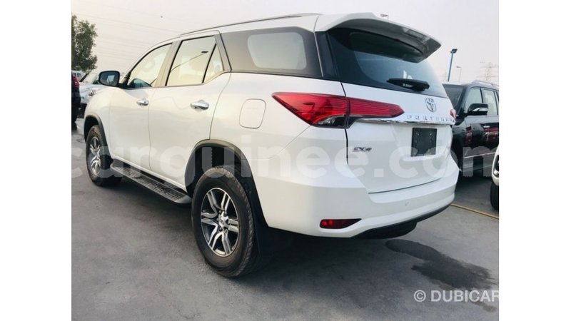 Big with watermark toyota fortuner conakry import dubai 5241