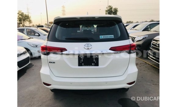 Buy Import Toyota Fortuner White Car in Import - Dubai in Conakry Buy Import Toyota Fortuner White Car in Import - Dubai in Conakry