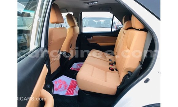 Buy Import Toyota Fortuner White Car in Import - Dubai in Conakry Buy Import Toyota Fortuner White Car in Import - Dubai in Conakry