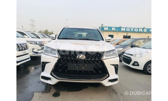 Buy Import Lexus LX White Car in Import - Dubai in Conakry Buy Import Lexus LX White Car in Import - Dubai in Conakry