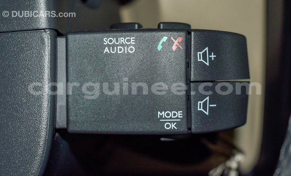 Buy Import Renault Duster White Car in Import - Dubai in Conakry Buy Import Renault Duster White Car in Import - Dubai in Conakry