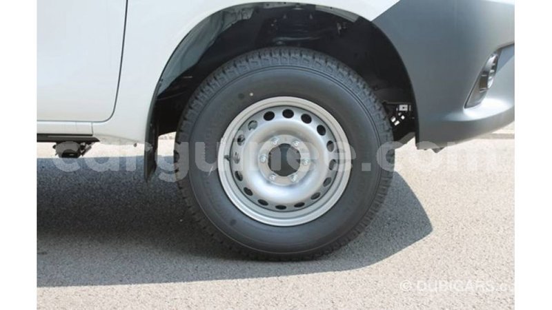 Big with watermark toyota hilux conakry import dubai 5249