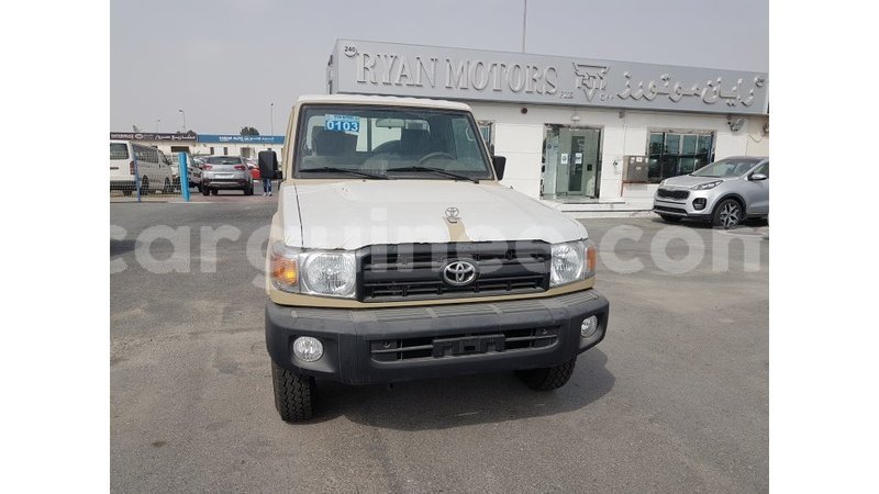 Big with watermark toyota land cruiser conakry import dubai 5253