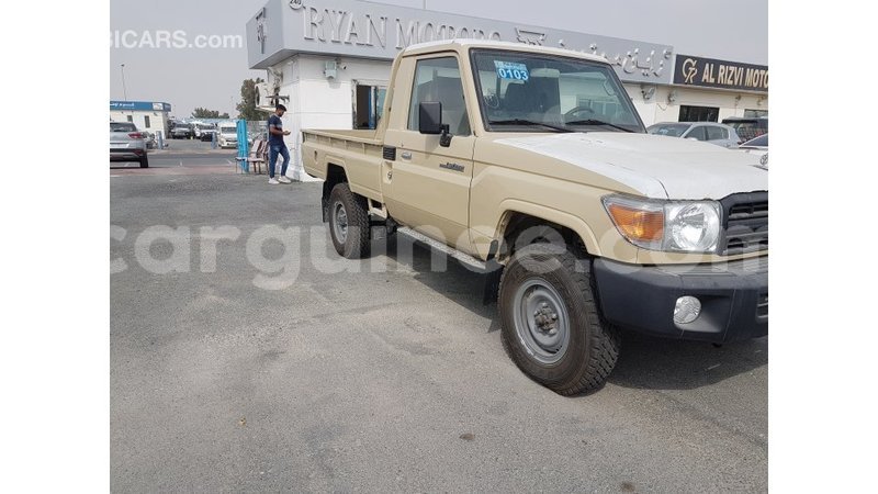 Big with watermark toyota land cruiser conakry import dubai 5253