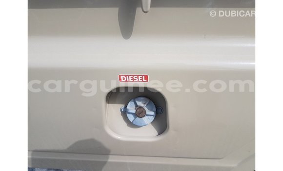 Buy Import Toyota Land Cruiser Beige Car in Import - Dubai in Conakry Buy Import Toyota Land Cruiser Beige Car in Import - Dubai in Conakry