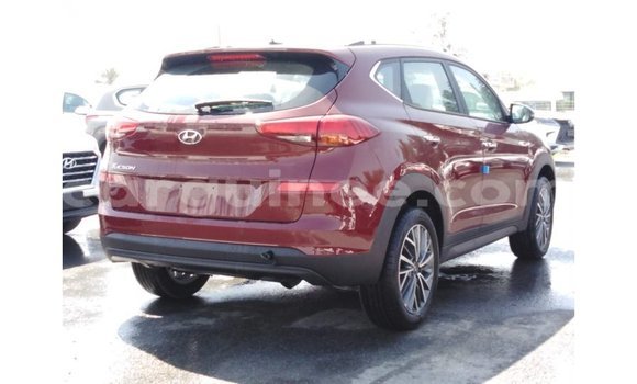 Buy Import Hyundai Tucson Red Car in Import - Dubai in Conakry Buy Import Hyundai Tucson Red Car in Import - Dubai in Conakry