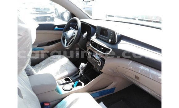 Buy Import Hyundai Tucson Red Car in Import - Dubai in Conakry Buy Import Hyundai Tucson Red Car in Import - Dubai in Conakry