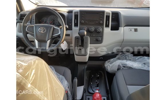 Buy Import Toyota Hiace White Car in Import - Dubai in Conakry Buy Import Toyota Hiace White Car in Import - Dubai in Conakry
