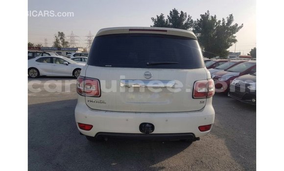 Buy Import Nissan Patrol White Car in Import - Dubai in Conakry Buy Import Nissan Patrol White Car in Import - Dubai in Conakry