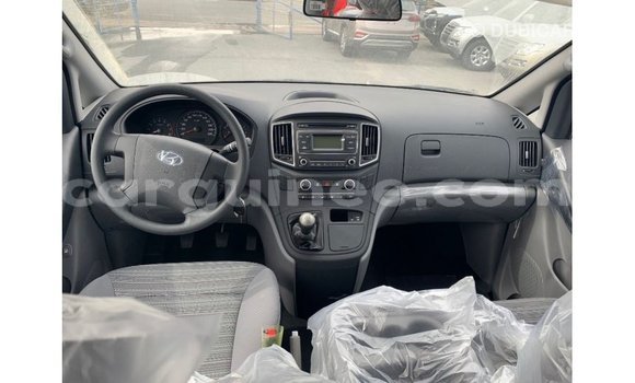 Buy Import Hyundai Cargo White Car in Import - Dubai in Conakry Buy Import Hyundai Cargo White Car in Import - Dubai in Conakry