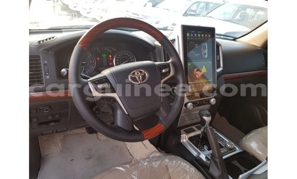 Buy Import Toyota Land Cruiser Other Car in Import - Dubai in Conakry Buy Import Toyota Land Cruiser Other Car in Import - Dubai in Conakry