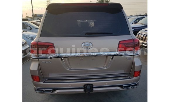 Buy Import Toyota Land Cruiser Other Car in Import - Dubai in Conakry Buy Import Toyota Land Cruiser Other Car in Import - Dubai in Conakry
