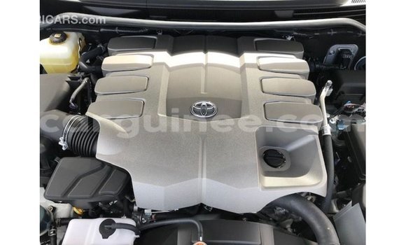 Buy Import Toyota Land Cruiser White Car in Import - Dubai in Conakry Buy Import Toyota Land Cruiser White Car in Import - Dubai in Conakry