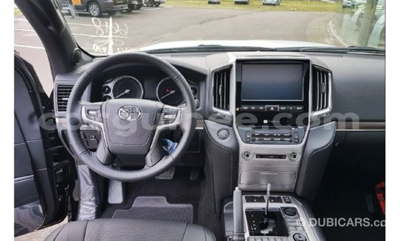 Buy Import Toyota Land Cruiser Black Car in Import - Dubai in Conakry Buy Import Toyota Land Cruiser Black Car in Import - Dubai in Conakry