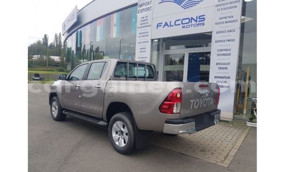 Buy Import Toyota Hilux Other Car in Import - Dubai in Conakry Buy Import Toyota Hilux Other Car in Import - Dubai in Conakry
