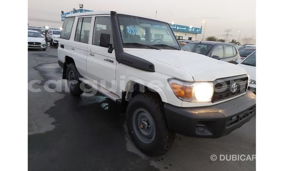 Buy Import Toyota Land Cruiser White Car in Import - Dubai in Conakry Buy Import Toyota Land Cruiser White Car in Import - Dubai in Conakry