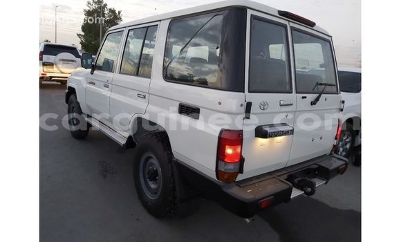 Buy Import Toyota Land Cruiser White Car in Import - Dubai in Conakry Buy Import Toyota Land Cruiser White Car in Import - Dubai in Conakry