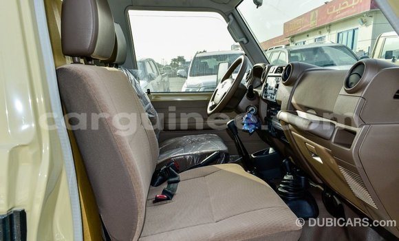 Buy Import Toyota Land Cruiser Beige Car in Import - Dubai in Conakry Buy Import Toyota Land Cruiser Beige Car in Import - Dubai in Conakry