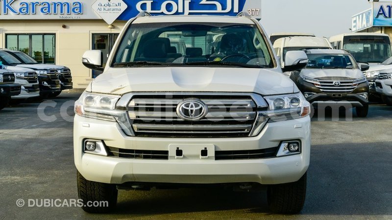 Big with watermark toyota land cruiser conakry import dubai 5287